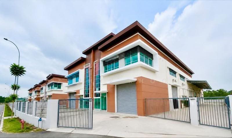 Semi-D Factory for Sale in Kawasan Perindustrian Tiong Nam (Tebrau) - Zephyr Khoo - Exterior - PropertyGuru.com.my