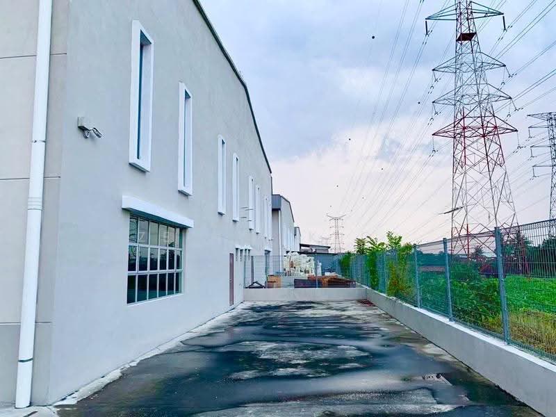 Semi-D Factory for Sale in Kawasan Perindustrian Tiong Nam (Tebrau) - Zephyr Khoo - PropertyGuru.com.my