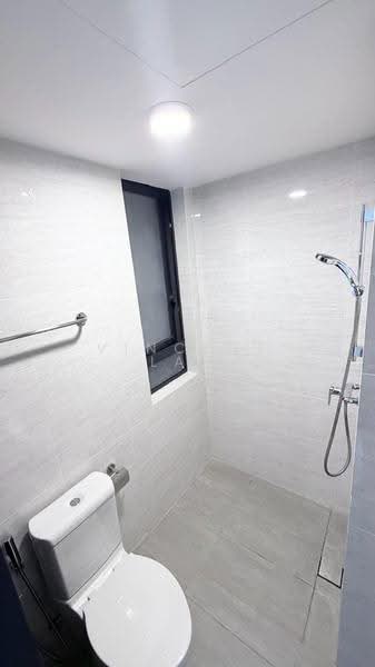 Kediaman Servis untuk Disewa di Baron Residence @ Lake City - Vincent Lau - Bathroom - PropertyGuru.com.my