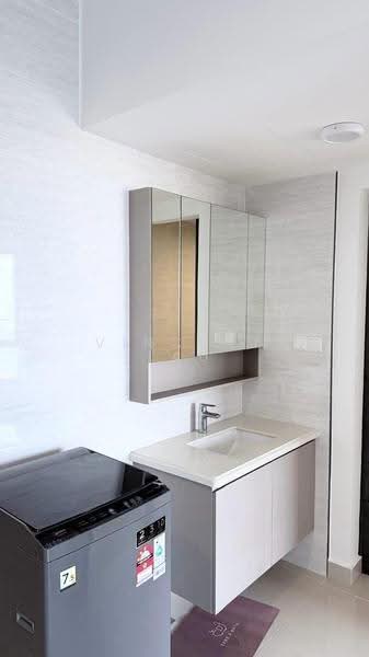 Kediaman Servis untuk Disewa di Baron Residence @ Lake City - Vincent Lau - Bathroom - PropertyGuru.com.my