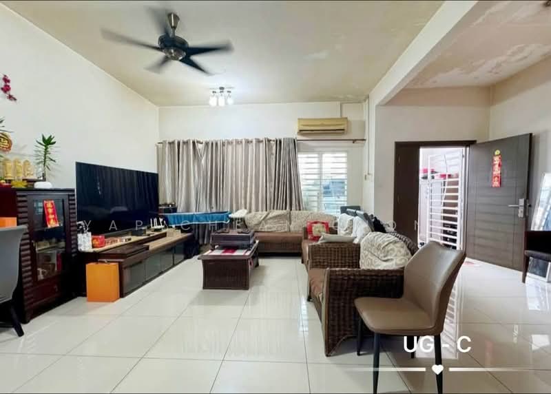 Rumah Teres 2.5-Tingkat untuk Dijual di Bandar Puteri Klang (Klang) - Yap Chean Chong - Living Room - PropertyGuru.com.my