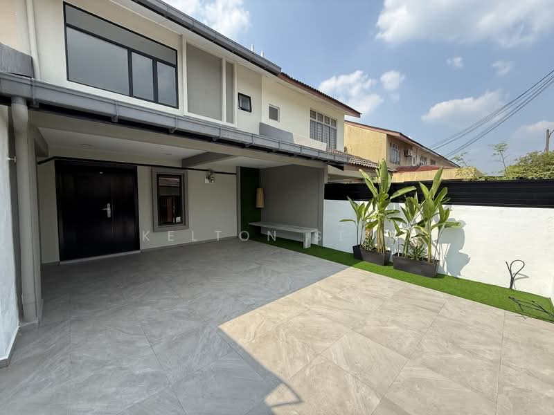 Rumah Teres 2-Tingkat untuk Dijual di Bandar Mahkota Cheras (Cheras) - Kelton Seet - Exterior - PropertyGuru.com.my