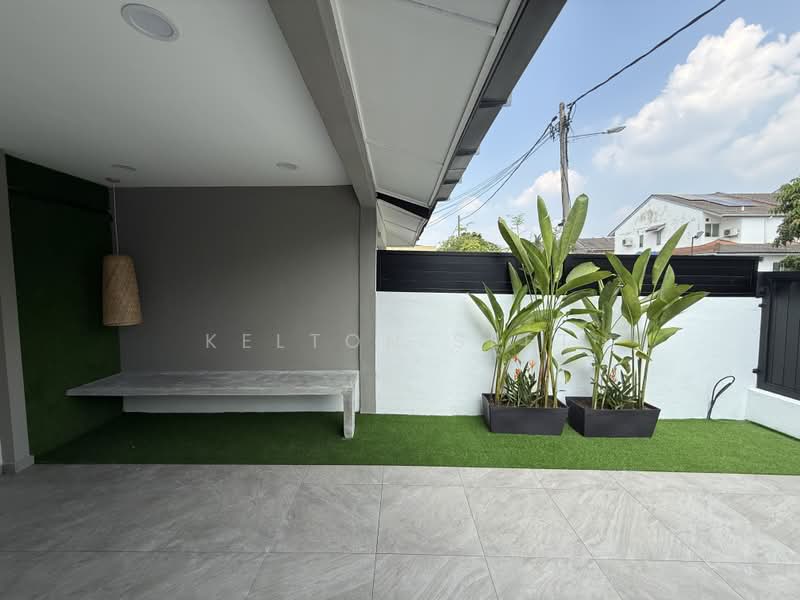 Rumah Teres 2-Tingkat untuk Dijual di Bandar Mahkota Cheras (Cheras) - Kelton Seet - Exterior - PropertyGuru.com.my