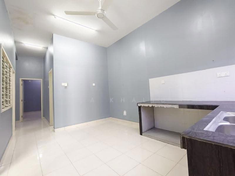 1-storey Terraced House for Sale in Saujana Utama (Puncak Alam) - Liza Khalid - PropertyGuru.com.my