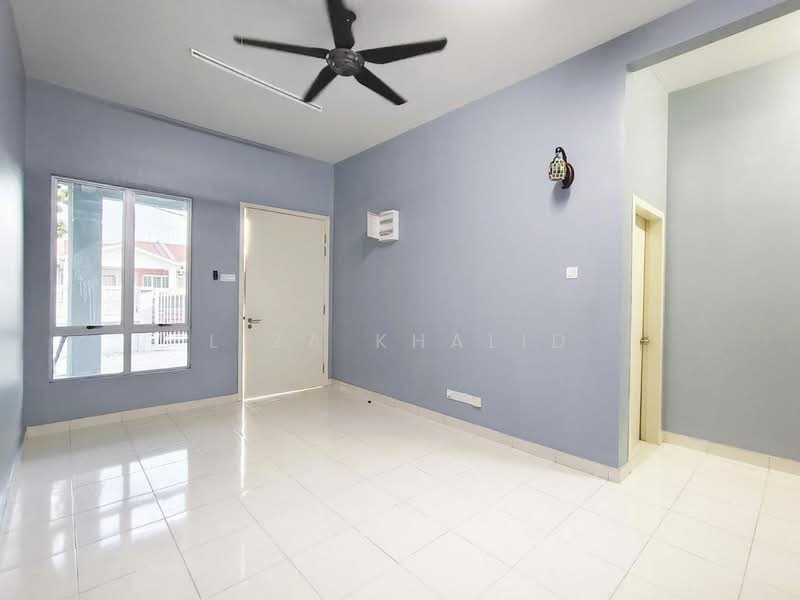 1-storey Terraced House for Sale in Saujana Utama (Puncak Alam) - Liza Khalid - PropertyGuru.com.my