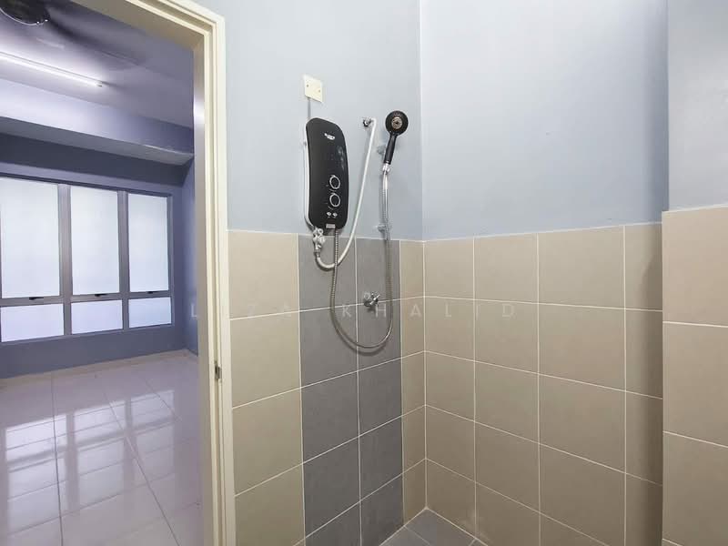 1-storey Terraced House for Sale in Saujana Utama (Puncak Alam) - Liza Khalid - PropertyGuru.com.my