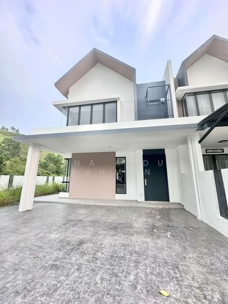 2-storey Terraced House for Rent in Bandar Serenia (Dengkil) - Asna Abdul Rahman - PropertyGuru.com.my