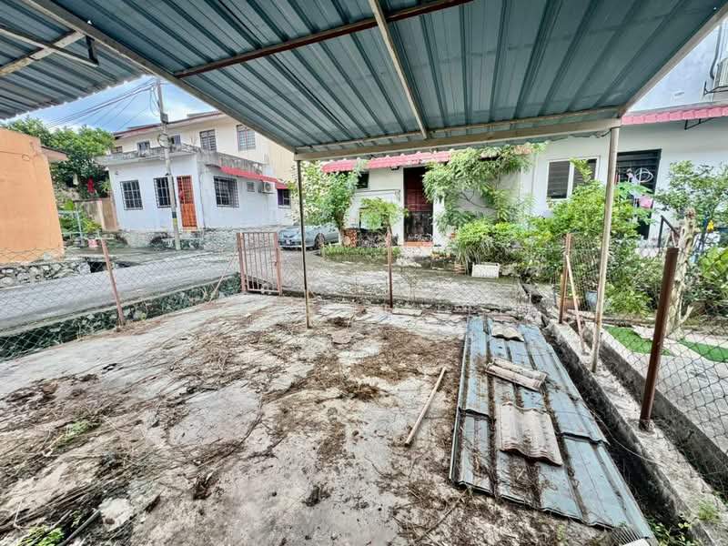 2-storey Terraced House for Sale in Bandar Bukit Beruntung (Bukit Beruntung) - Samson Lee - Exterior - PropertyGuru.com.my
