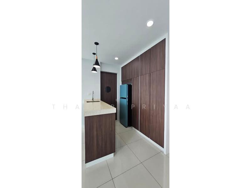 Kondominium untuk Disewa di LaCosta @ Sunway South Quay - Thanap Priyaa - Kitchen - PropertyGuru.com.my