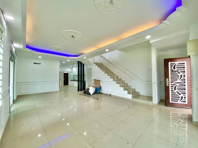 2-storey Terraced House for Sale in Kampung Sungai Jarom (Jenjarom) - Deeya Yusof - Living Room - PropertyGuru.com.my