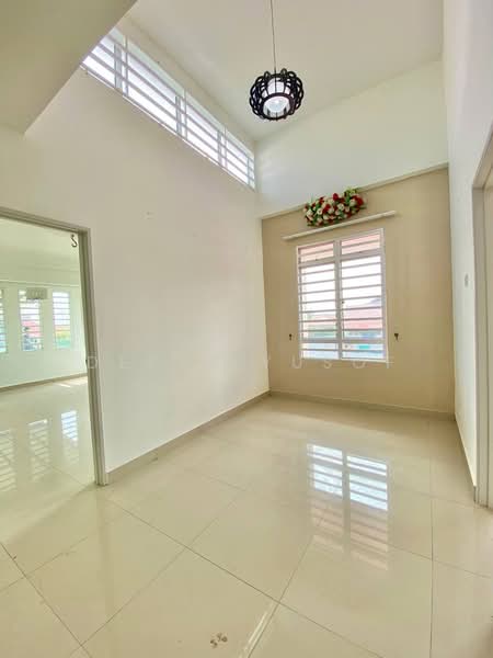 2-storey Terraced House for Sale in Kampung Sungai Jarom (Jenjarom) - Deeya Yusof - Interior - PropertyGuru.com.my