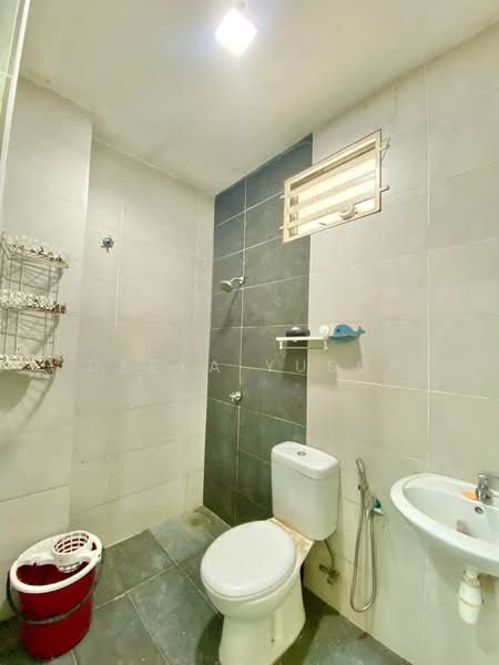 2-storey Terraced House for Sale in Kampung Sungai Jarom (Jenjarom) - Deeya Yusof - Bathroom - PropertyGuru.com.my