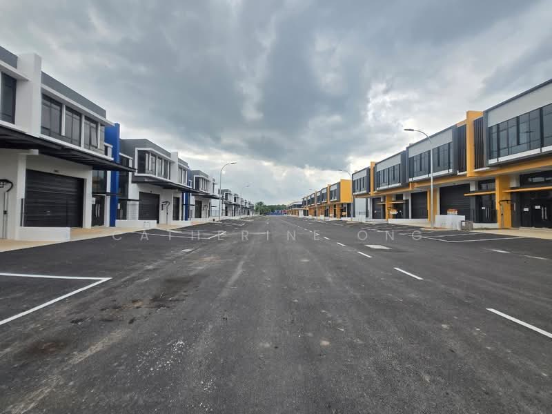 Shop / Office for Rent in Taman Lagenda Putra (Kulai) - Catherine Ong - Exterior - PropertyGuru.com.my