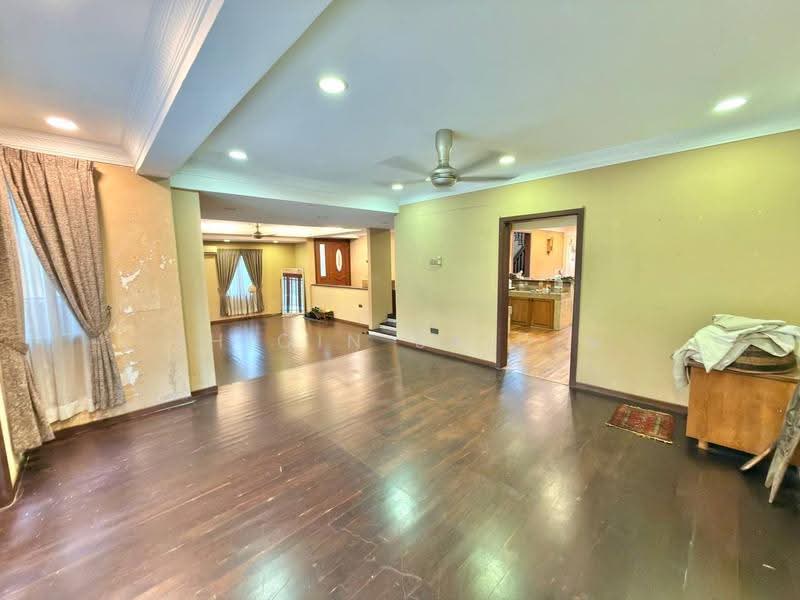 Bungalow House untuk Dijual di Seksyen 11 (Shah Alam) - Shiqin Saidin - Living Room - PropertyGuru.com.my