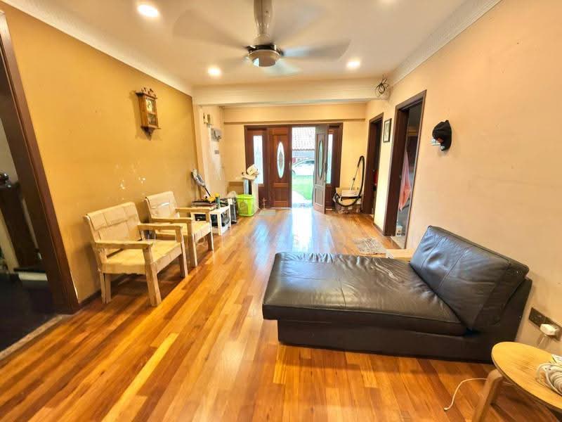 Bungalow House untuk Dijual di Seksyen 11 (Shah Alam) - Shiqin Saidin - Living Room - PropertyGuru.com.my