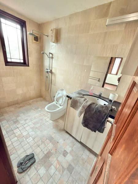 Bungalow House untuk Dijual di Seksyen 11 (Shah Alam) - Shiqin Saidin - Bathroom - PropertyGuru.com.my