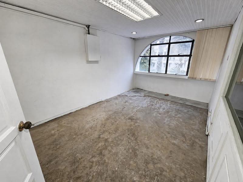 Shop for Rent in SS15 (Subang Jaya) - Lee Jo Surf - Interior - PropertyGuru.com.my