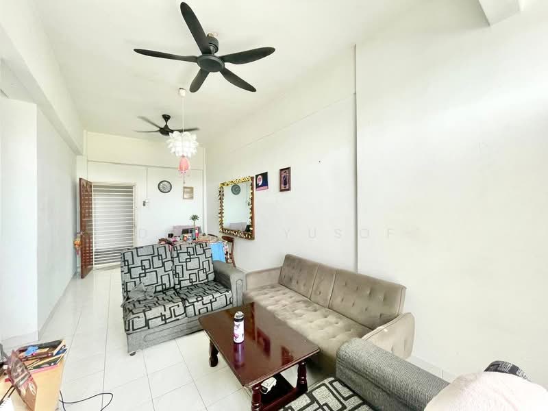 Kondominium untuk Dijual di Casa Mila Victoria - Deeya Yusof - Living Room - PropertyGuru.com.my