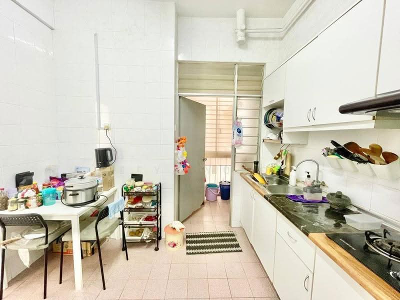 Kondominium untuk Dijual di Casa Mila Victoria - Deeya Yusof - Kitchen - PropertyGuru.com.my