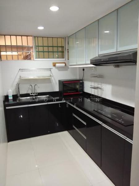 Pangsapuri untuk Disewa di Halaman Kristal - Jonathan Lee - Kitchen - PropertyGuru.com.my
