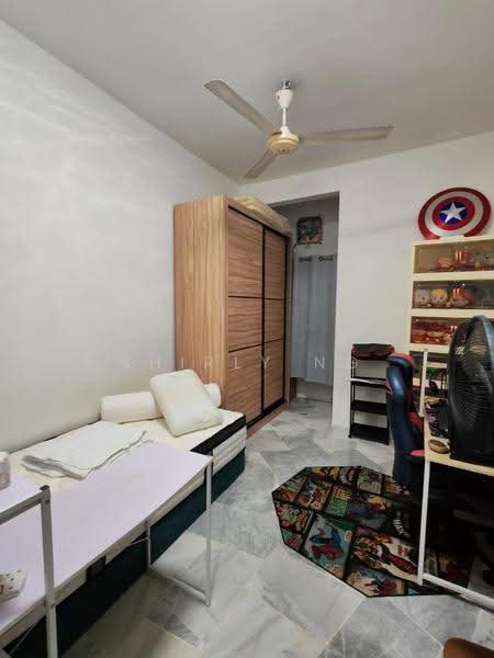 Semi-Detached House for Sale in Bandar Country Homes (Rawang) - Shirly Ng - Bedroom - PropertyGuru.com.my
