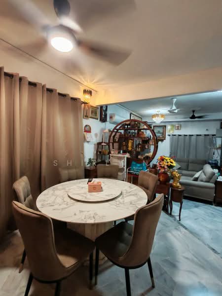 Semi-Detached House for Sale in Bandar Country Homes (Rawang) - Shirly Ng - Dining Room - PropertyGuru.com.my