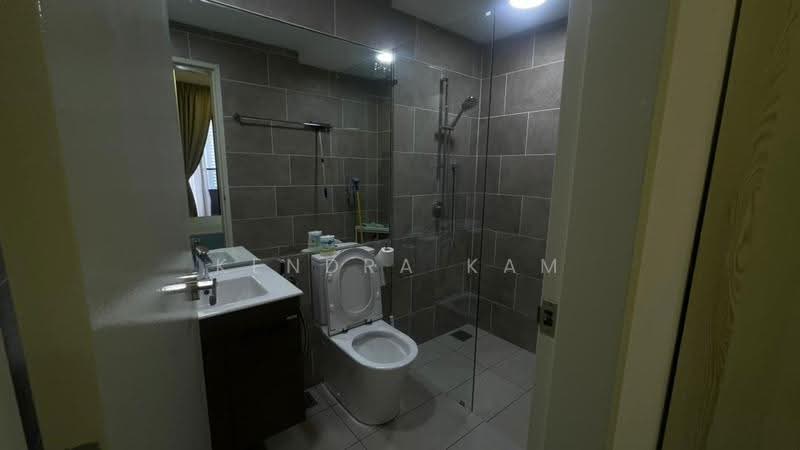 Service Residence for Rent at Residensi Estetik 8 (Est8) - Kendra Kam - Bathroom - PropertyGuru.com.my
