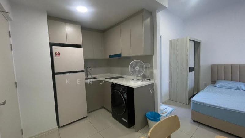 Service Residence for Rent at Residensi Estetik 8 (Est8) - Kendra Kam - Kitchen - PropertyGuru.com.my
