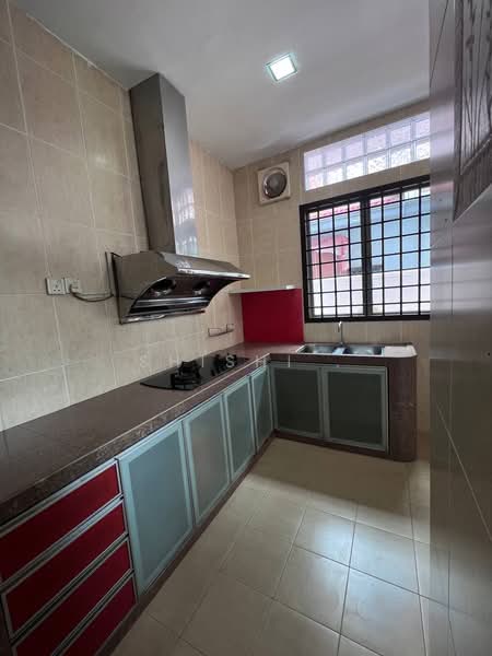 Banglo Pautan untuk Dijual di Austin Perdana (Tebrau) - Shishi . - Kitchen - PropertyGuru.com.my