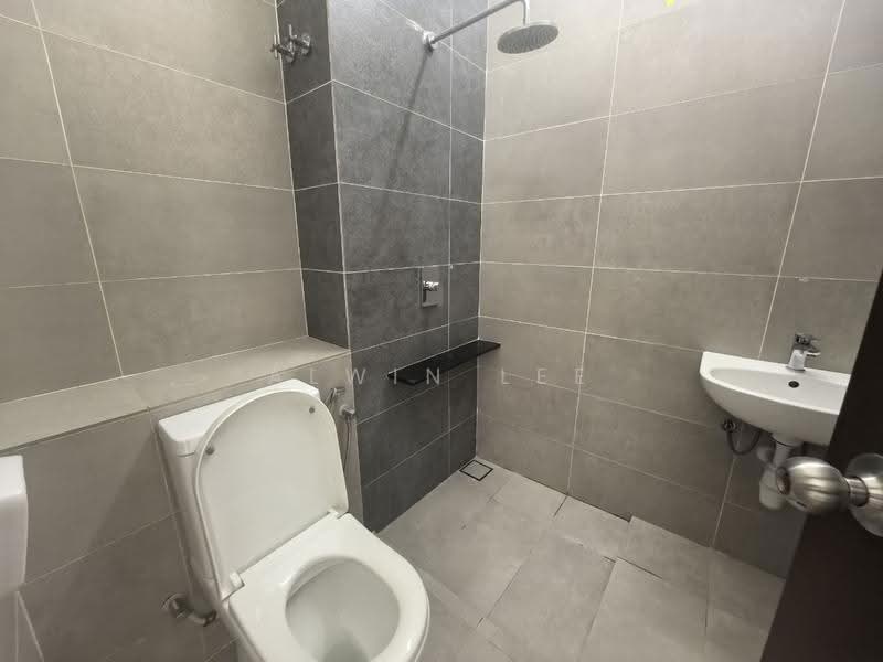 2-storey Terraced House for Rent in Setia Utama (Setia Alam) - Alwin Lee - Bathroom - PropertyGuru.com.my