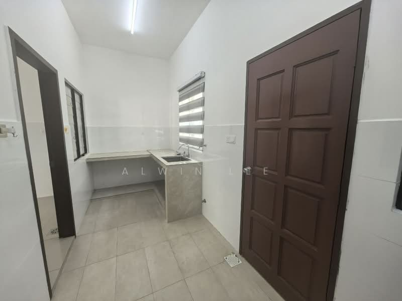 2-storey Terraced House for Rent in Setia Utama (Setia Alam) - Alwin Lee - Kitchen - PropertyGuru.com.my