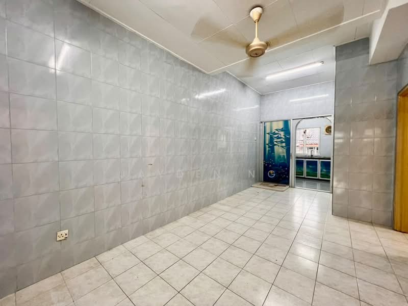Rumah Teres 1-Tingkat untuk Dijual di Bandar Putra (Kulai) - Jayden Ng - Interior - PropertyGuru.com.my