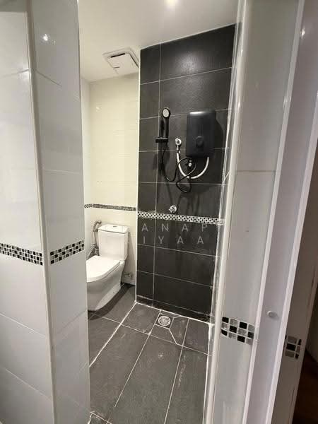 Rumah Teres untuk Disewa di Bandar Sunway (Sunway) - Thanap Priyaa - Bathroom - PropertyGuru.com.my
