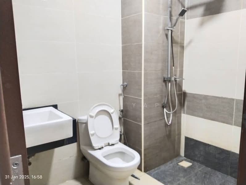 Kondominium untuk Disewa di SKS Pavillion Residences - ERIC YAP - Bathroom - PropertyGuru.com.my