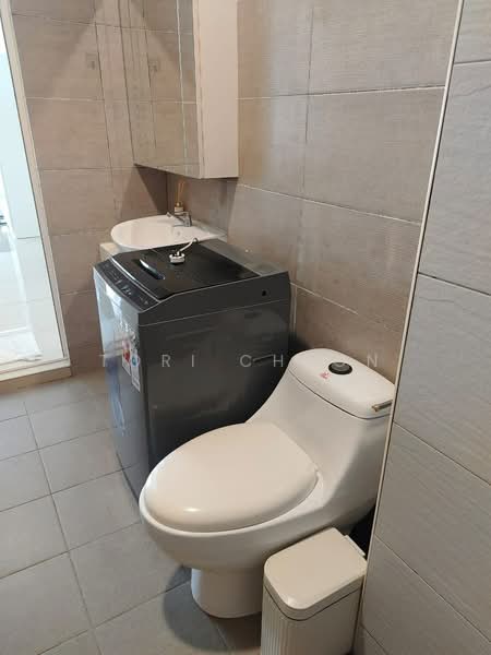 Service Residence for Rent at D'carlton (Residensi Seri Mega) - Tori Cheon - Bathroom - PropertyGuru.com.my
