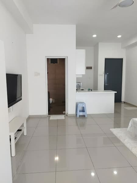 Service Residence for Rent at D'carlton (Residensi Seri Mega) - Tori Cheon - Living Room - PropertyGuru.com.my
