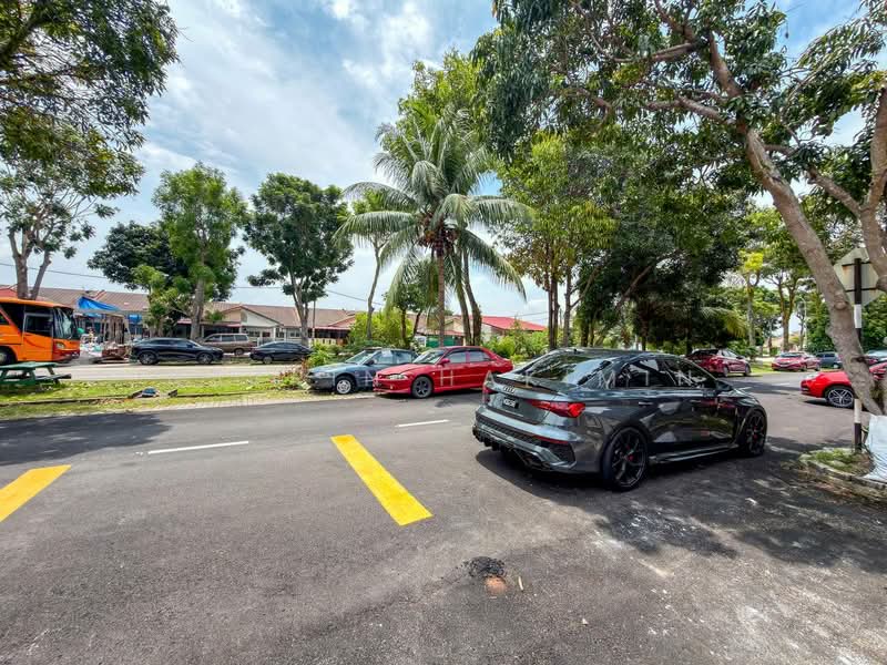 2-storey Terraced House for Sale in Sungai Buloh (Selangor) - Nazrin Hakimin - Exterior - PropertyGuru.com.my