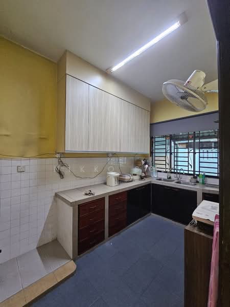 Rumah Teres 2-Tingkat untuk Disewa di Johor Bahru (Johor) - Nikko Soh - Kitchen - PropertyGuru.com.my