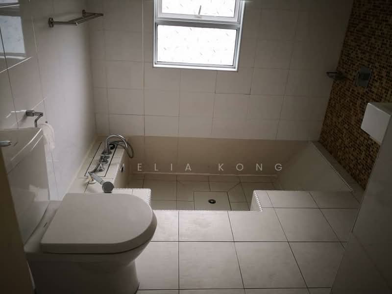 Service Residence for Rent at Solaris Dutamas - Amelia Kong - Bathroom - PropertyGuru.com.my