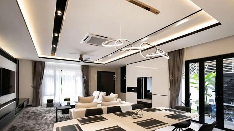 Bungalow House for Sale in Kampung Melayu Ampang (Ampang) - Izzat Zamros - Living Room - PropertyGuru.com.my