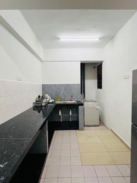 Kondominium untuk Disewa di Menara KLH Puchong - Deeya Yusof - Kitchen - PropertyGuru.com.my
