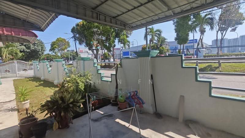 Rumah Teres 1-Tingkat untuk Dijual di Taman Seri Cempaka (Bukit Baru) - CHIN FN - Exterior - PropertyGuru.com.my