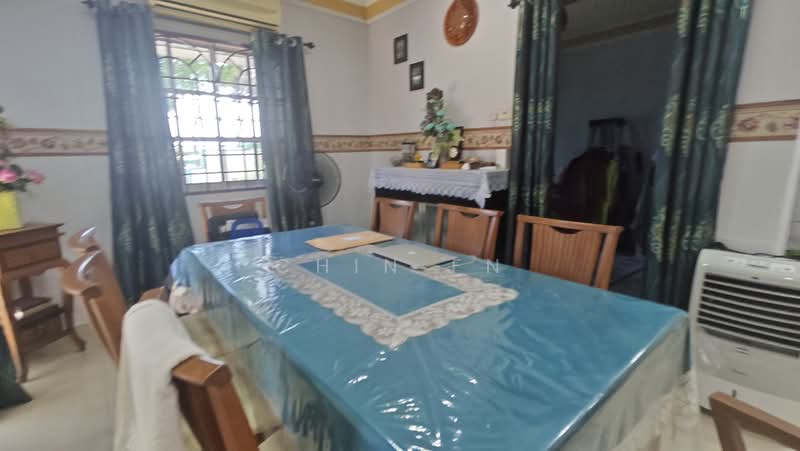 Rumah Teres 1-Tingkat untuk Dijual di Taman Seri Cempaka (Bukit Baru) - CHIN FN - Dining Room - PropertyGuru.com.my
