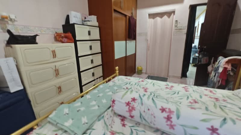 Rumah Teres 1-Tingkat untuk Dijual di Taman Seri Cempaka (Bukit Baru) - CHIN FN - Bedroom - PropertyGuru.com.my