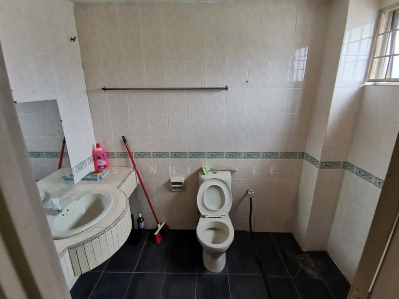 2-storey Terraced House for Rent in Taman Bidara (Kajang) - Sunnie Yee - Bathroom - PropertyGuru.com.my