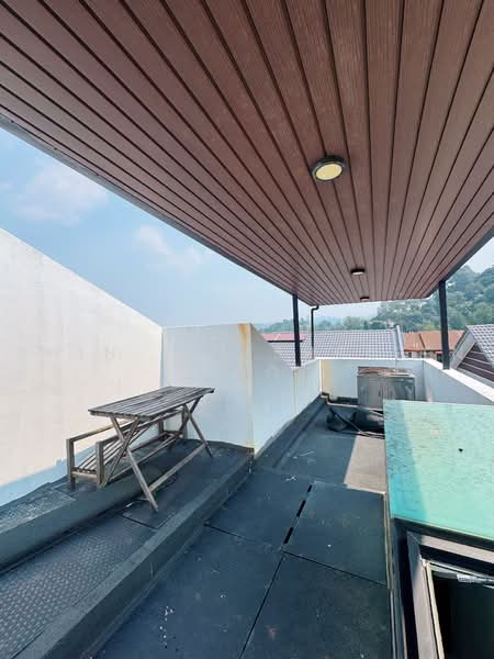 2.5-storey Terraced House for Sale in Ampang Saujana (Ampang) - Shin Yee Shereen Ong - Roof - PropertyGuru.com.my