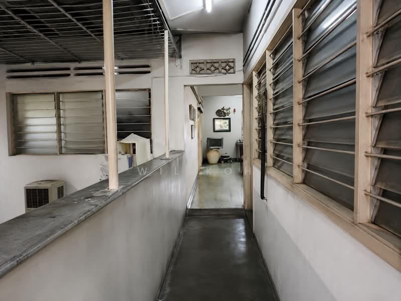 2-storey Terraced House for Sale in Taman Paramount (Petaling Jaya) - Wil Koh - Corridor - PropertyGuru.com.my