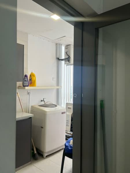 Condominium for Rent at Lakefront Residence - Hui Qi - Interior - PropertyGuru.com.my