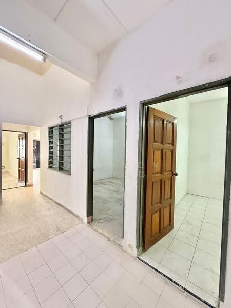 Rumah Teres 1-Tingkat untuk Dijual di Bandar Baru Permas Jaya (Permas Jaya) - Johnson Chong - Interior - PropertyGuru.com.my