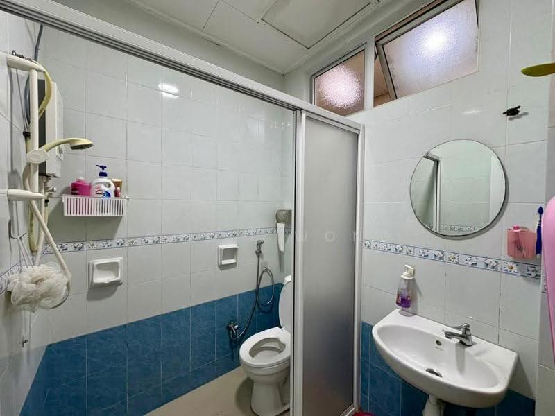 2-storey Terraced House for Sale in Kampung Segambut Tengah (Segambut) - Coyee Wong - Bathroom - PropertyGuru.com.my